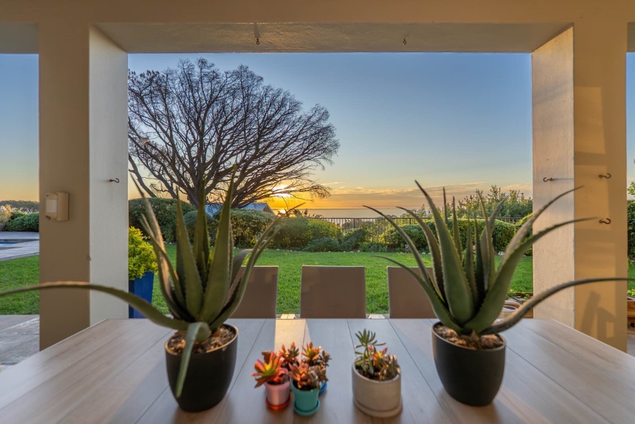 6 Bedroom Property for Sale in Camps Bay Western Cape